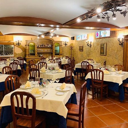 Hostal El Sequero Agoncillo エクステリア 写真
