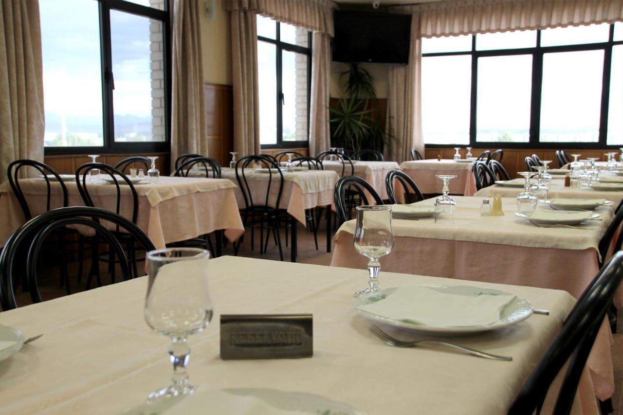 Hostal El Sequero Agoncillo エクステリア 写真
